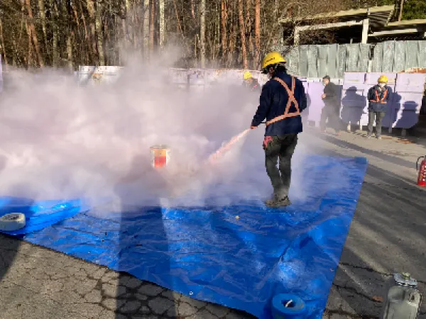 施工前の近隣説明と養生